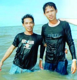 Thais in wet clothes